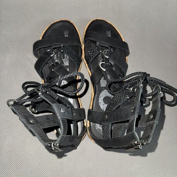 Sorel Gladiator Sandals Ella Black Leather Strappy Heel Zip Snakeskin Size 9 - Picture 7 of 9